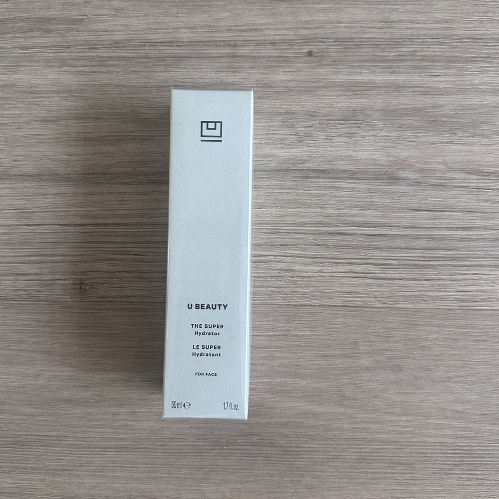 U BEAUTY The SUPER Hydrator
CULT-STATUS MOISTURIZER
50 ml BNWT